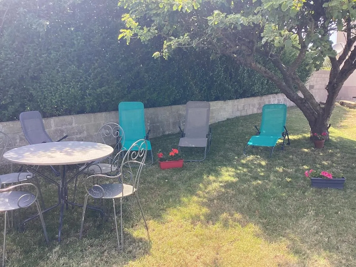 Holiday home Gite Entre Terre Et Mer Cleden-Cap-Sizun